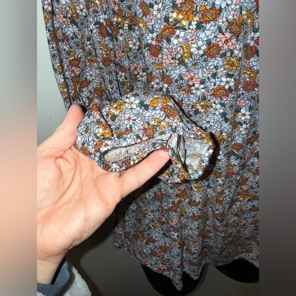 LOFT Floral Print Women's Top Size Small - Picture 3 of 7
